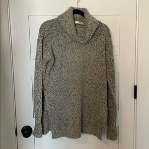 Mock neck knit sweater